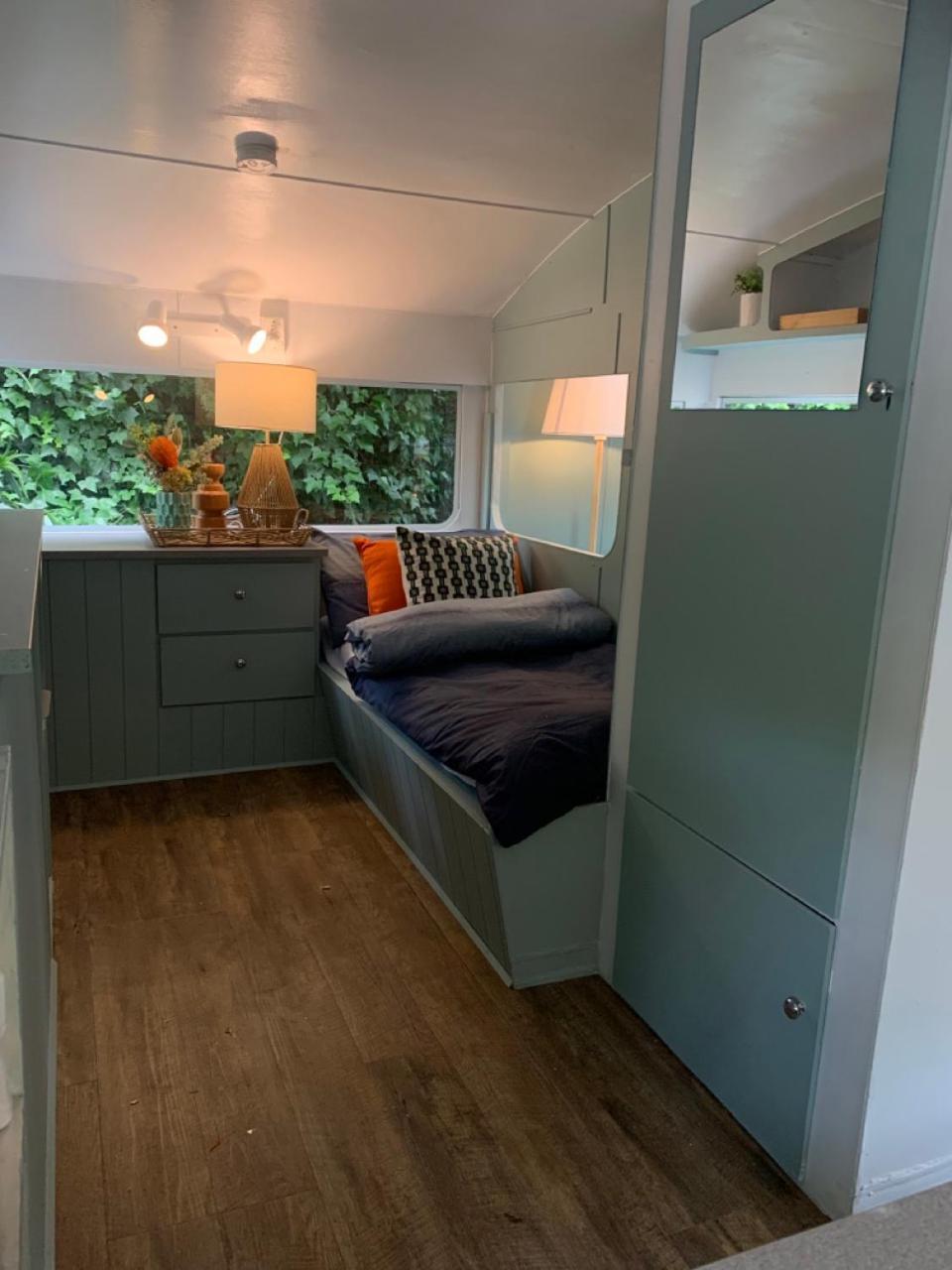 Mornington Peninsula Retro Caravans Rye Room photo